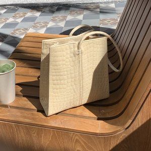 LoQ Small Miró Bag in Turrón